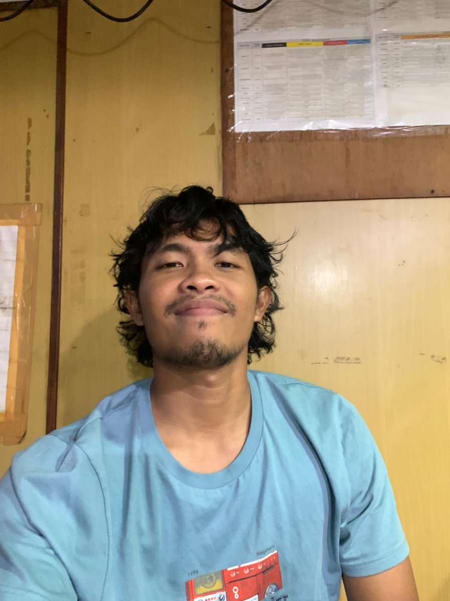 Repii__'s tweet photo. Alhasil gondrongin rambut😭🫶 https://t.co/nYaTmmtI5V