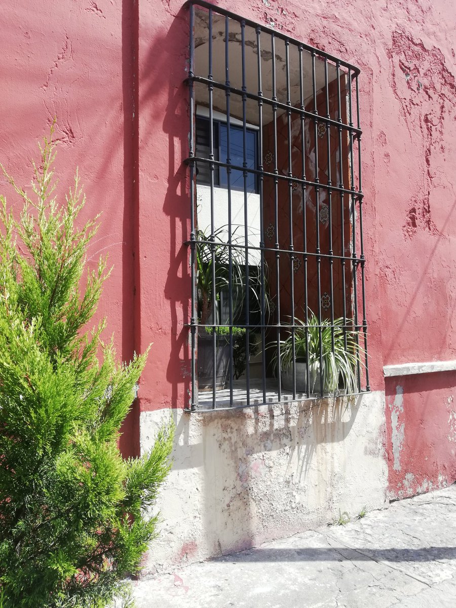 Una ventana de la #Puebla de antaño. #PueblaDeLosÁngeles #PueblaDeZaragoza #PaCKidermO 🐘