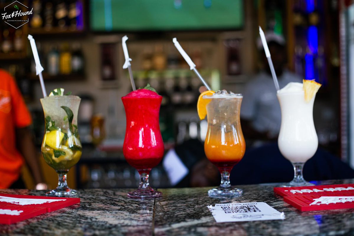 FoxdaleCourt's tweet photo. Any Friday plans? looking for vibes?
@Fox&amp;Hound at Foxdale have Food and drinks ready for you📷.
#Foxdalecourt #convenienceatyourdoorstep #fridayvibes #foxandhound https://t.co/tsQsDoLUHX