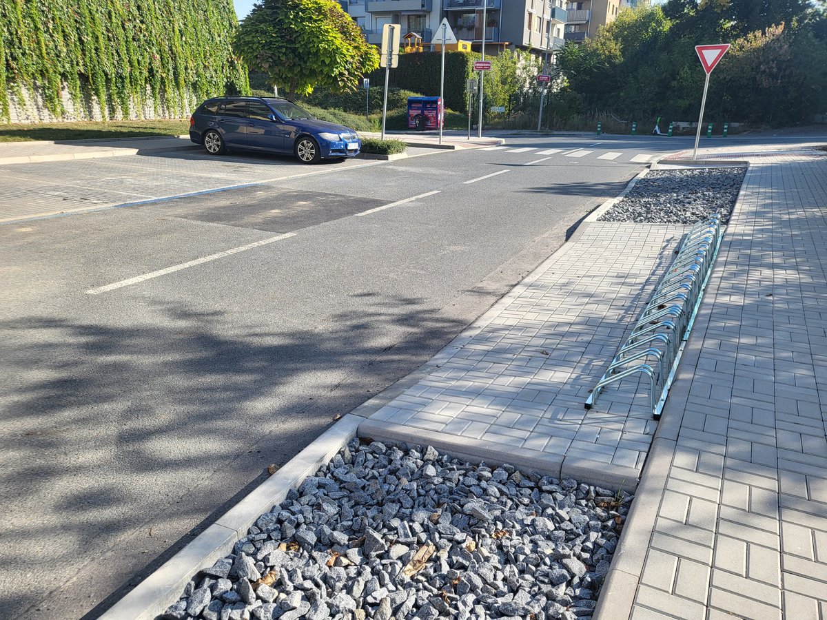 dwbmb.bsky tweet media