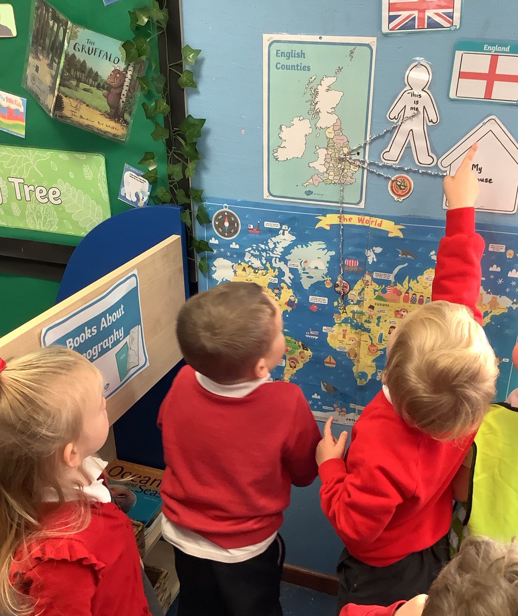 NurseryOPS's tweet image. We are learning where we live.

We looked at the map to help us find Retford.
#eyfsgeography #meonthemap #understandingoftheworld