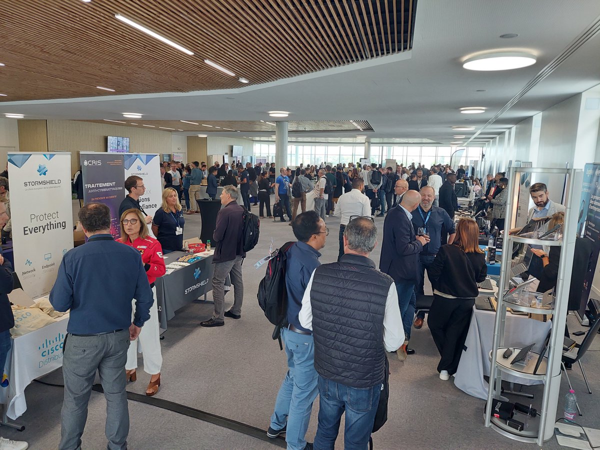 Atempo's tweet image. Jeu, set et match pour l'#OpenIT d'Orléans ! 🥎
 
Nous avons eu le plaisir de prendre part à ce bel évènement en compagnie de nos partenaires @KoesioConnexion  &amp;amp; @Cris_Reseaux.

Un grand merci à Koesio pour l'organisation de cet évènement ! 🙏
 
#CyberSécurité #DataProtection