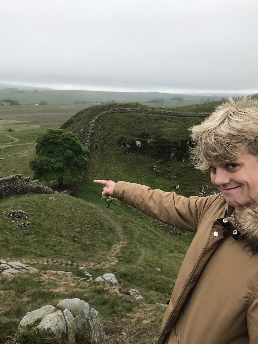 tluv1000's tweet photo. @NorthEastTweets A few years ago I introduced my son to Northumberland and my Geordie roots, absolutely loved this 🌲 and I cried when it was destroyed ..just senseless!! 😡#whatsthepoint https://t.co/ftqX4S3YKI