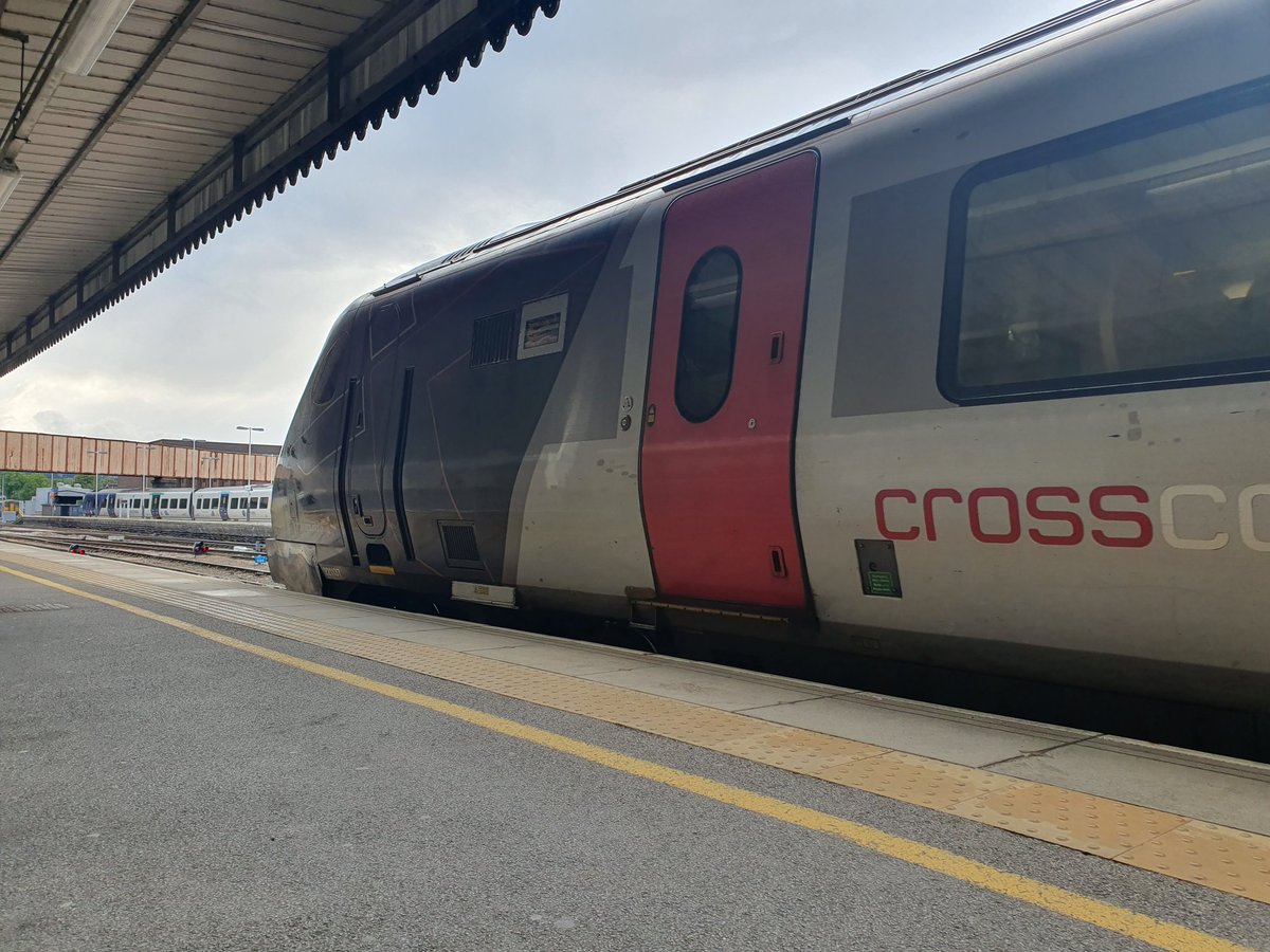 JamesTGlossop's tweet image. CrossCountry Voyager 221137 seen at Sheffield on the 22nd September whilst working the 15:56 to Plymouth. (22/09/2023) #Sheffield #Class221 #Voyager #CrossCountry #SouthYorkshire