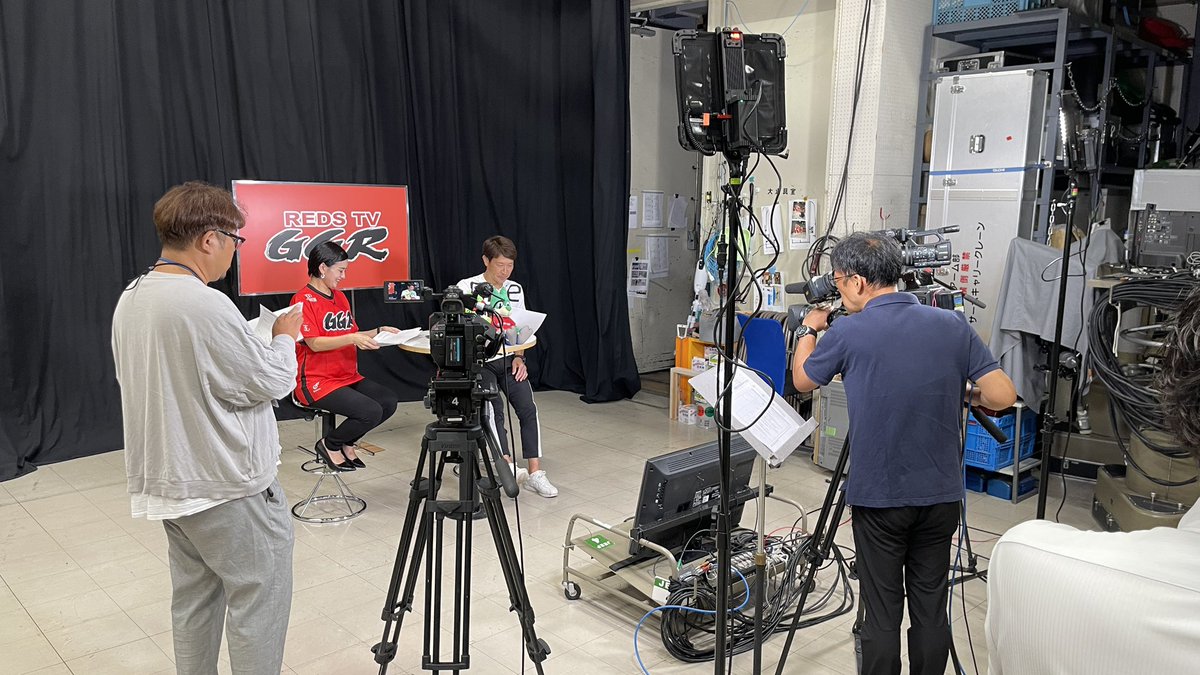 MicroOwners's tweet photo. 対横浜FC戦
今夜のテレビ埼玉のREDS TV GGR(23:00-再放送土曜日7:30-)で
マイクロオーナーズが取り上げられます
横浜FC戦を見た後は是非GGRを見てください‼️
#マイクロオーナーズ
#microowners
#GGR
#テレ玉
#水内猛
#塩原桜
#笹井千織
#浦和レッズ
#urawareds
#マイクロオーナーズクーポン https://t.co/KlOnPxjWhi