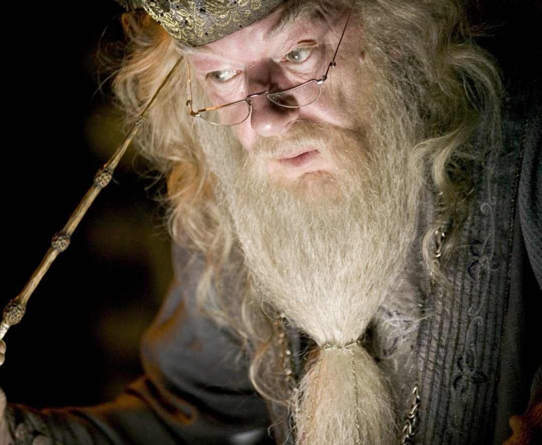 Tarishaslibrary's tweet photo. "Happiness can be found even in the darkest of times, if one only remembers to turn on the light." 

You'll always be remembered. Thank you for a magical childhood. Rest in peace. #SirMichaelGambon https://t.co/9JfDLegj9y