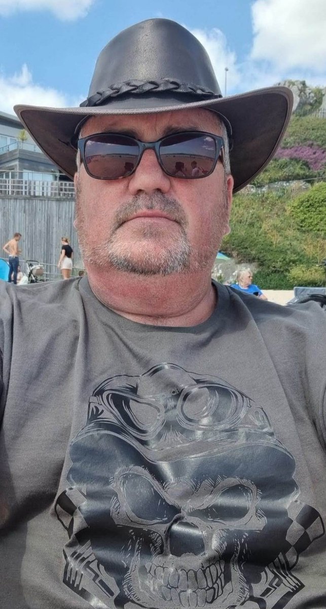 PTSD999's tweet photo. Happy Birthday to our co-founder and all round top bloke. You Sir are an inspiration to us all. Have a good one boss #birthday https://t.co/85FByEfn8t