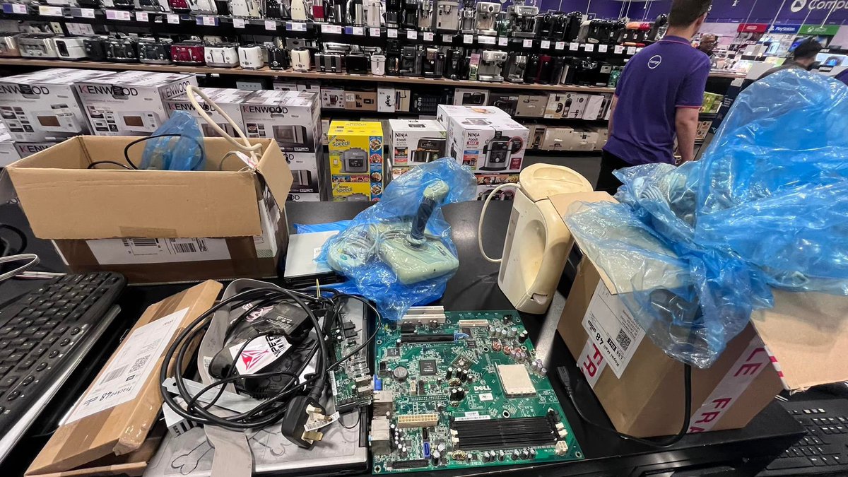 Did you know that you can pop into your local store and recycle your old tech? ♻️ This customer did: