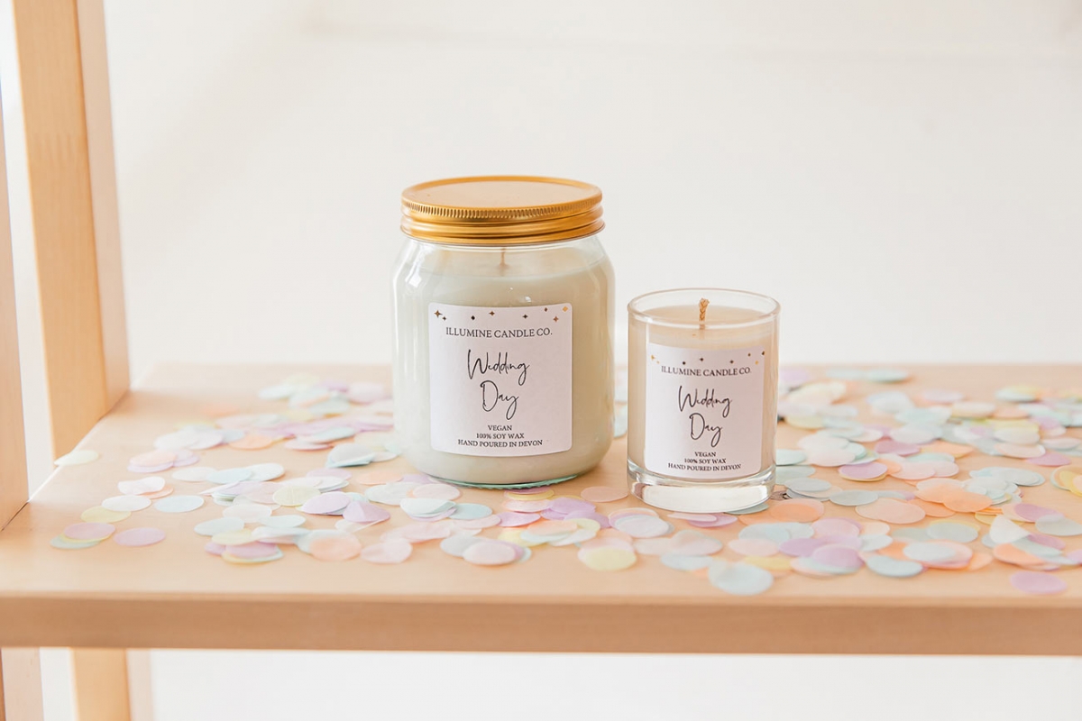 It's officially candle season and we're secretly *very* happy about this - especially when we get to know a brand new candle brand. 

Let us introduce you to @illumine_candle_co in Exeter, where all candles are vegan, cruelty-free, paraben-free and palm oil free, and scented to p