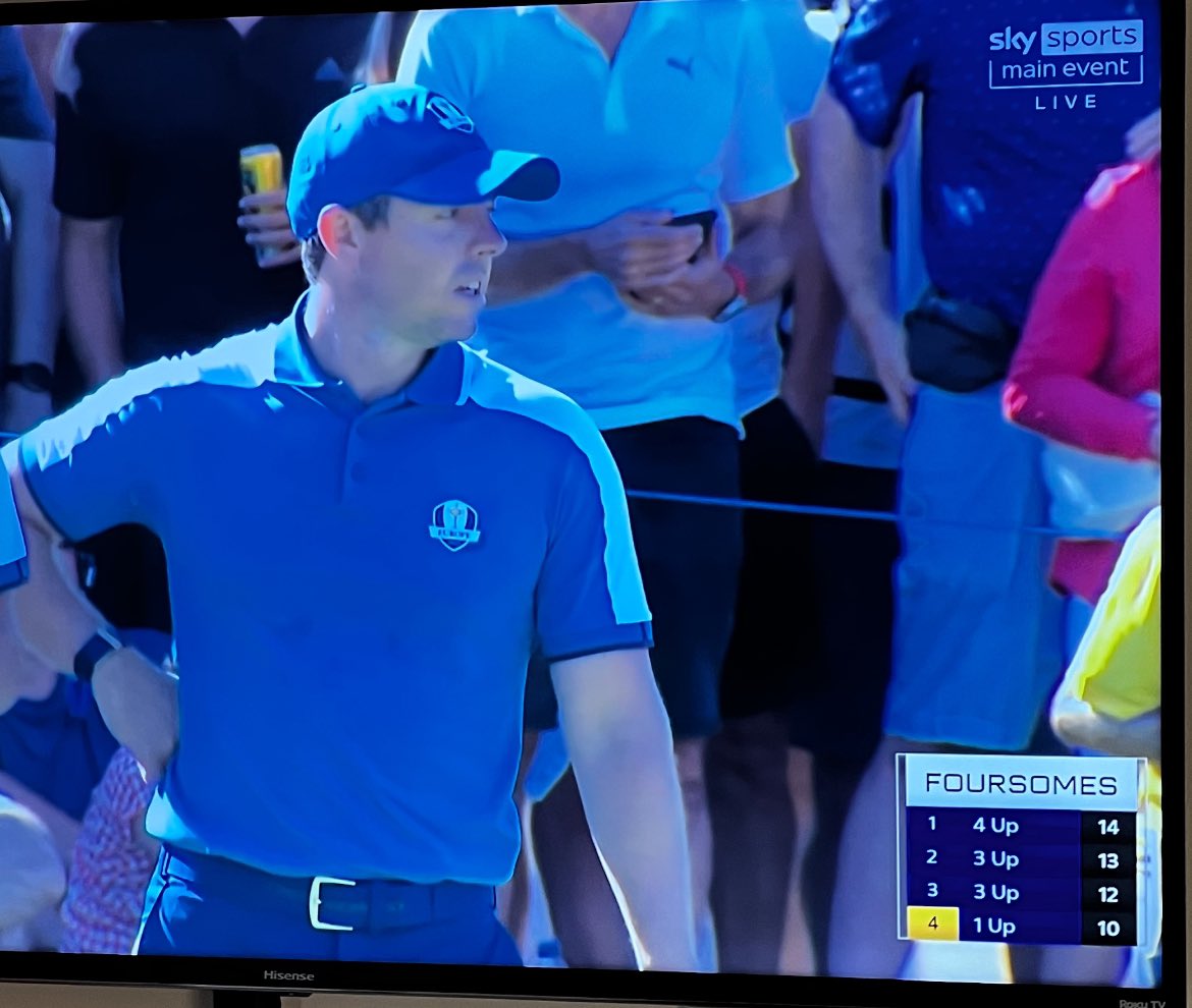 chrisdysonHT's tweet photo. What a perfect start to a #FundayFriday … #RyderCup from 645am and then off to see #Delphi get not 1, but 2 awards in assembly - what a star and has a #GoldenTicket … only thing missing was #2Hashbrowns … @misterunwin @f33lthesun https://t.co/6DeKA55GMi