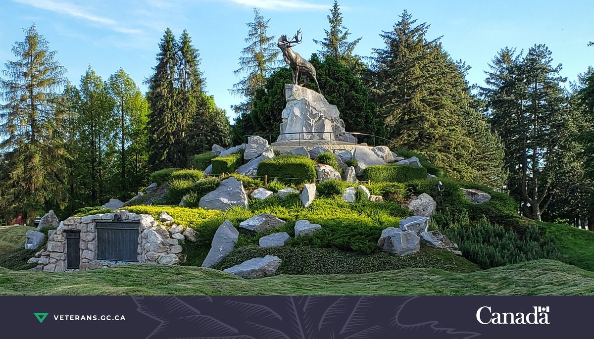CanEmbFrance's tweet image. The 🇨🇦National Vimy Memorial and the #BeaumontHamel Newfoundland Memorial added to the @UNESCO’s World Heritage registry: a prestigious honour for two highly symbolic places of #Remembrance, and a powerful tribute to the fallen soldiers of #WW1.