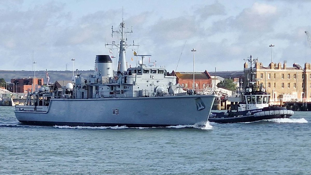 .@HMSCattistock heads out of Portsmouth this morning to begin sea trials following a refit lasting 2½ years. Via @AWenham1