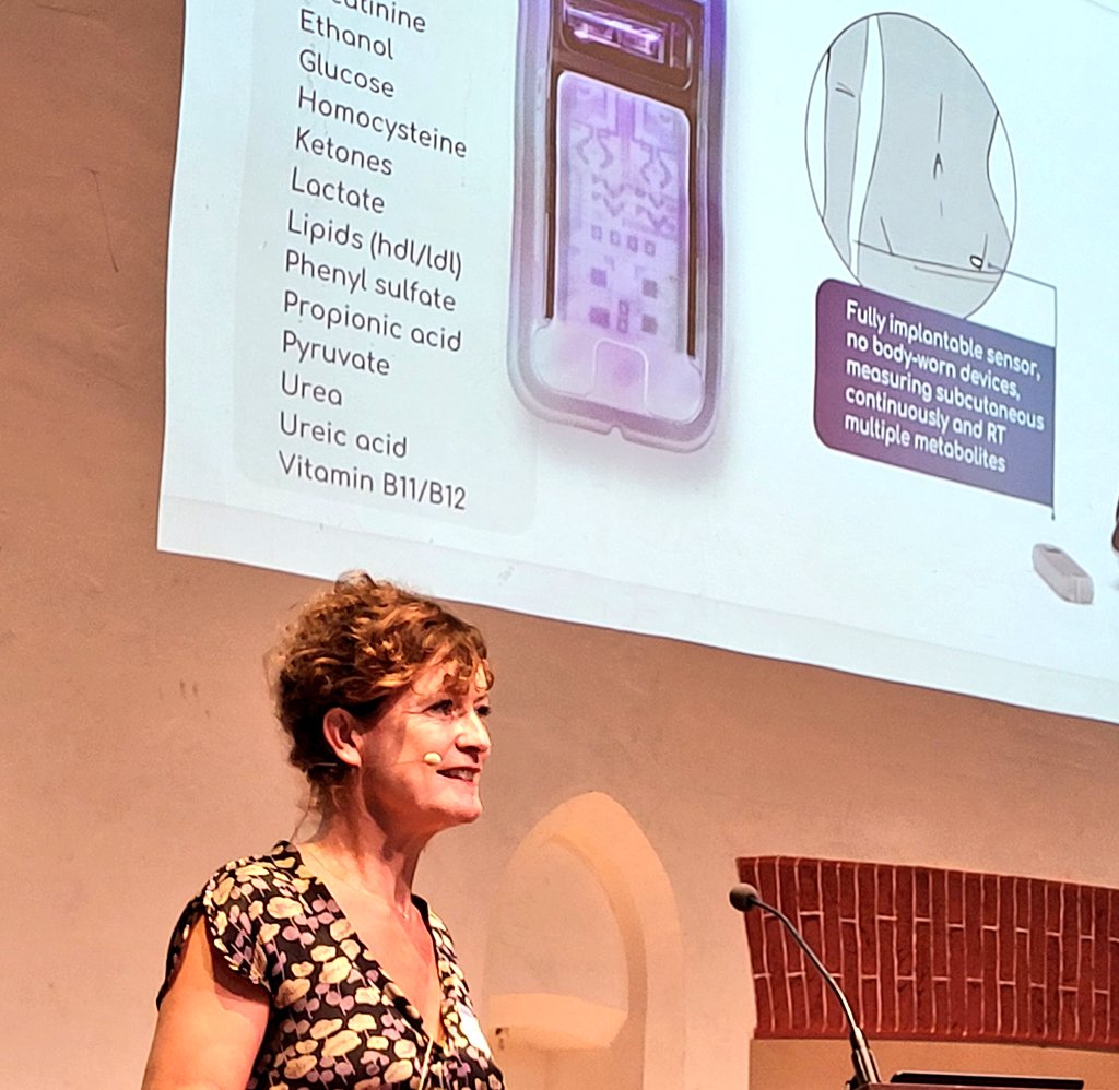 Can photons improve your health? Let’s hear from @DanaeDelbeke , CEO of @IndigoDiabetes , who 
gives the audience of #LightAndEnlightenment an insight how (silicon) photonics can radically change the face of personalized healthcare. @PhotonicsUGent @ugent @imec_int