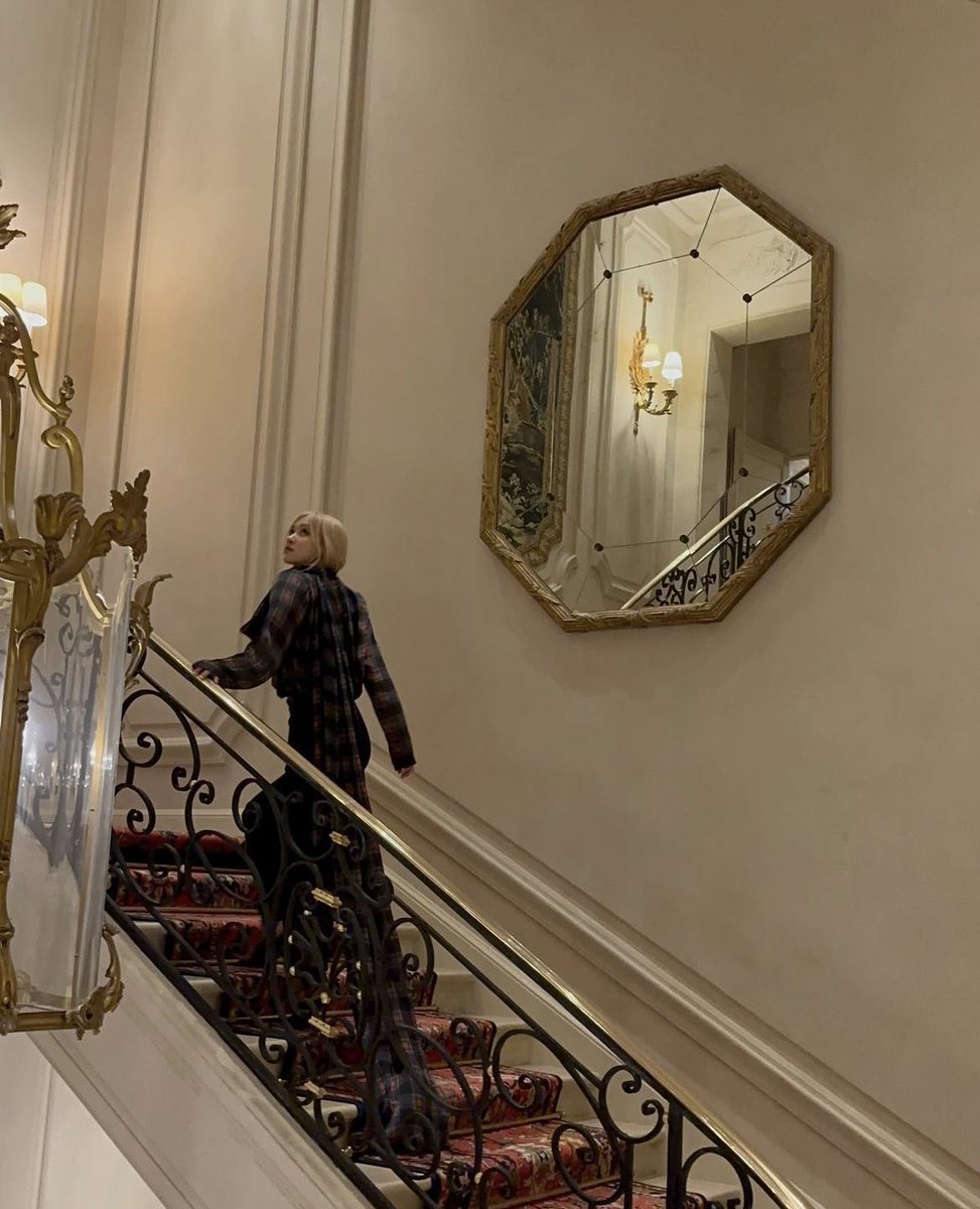 ロゼのysl秋服ホントに大好物です