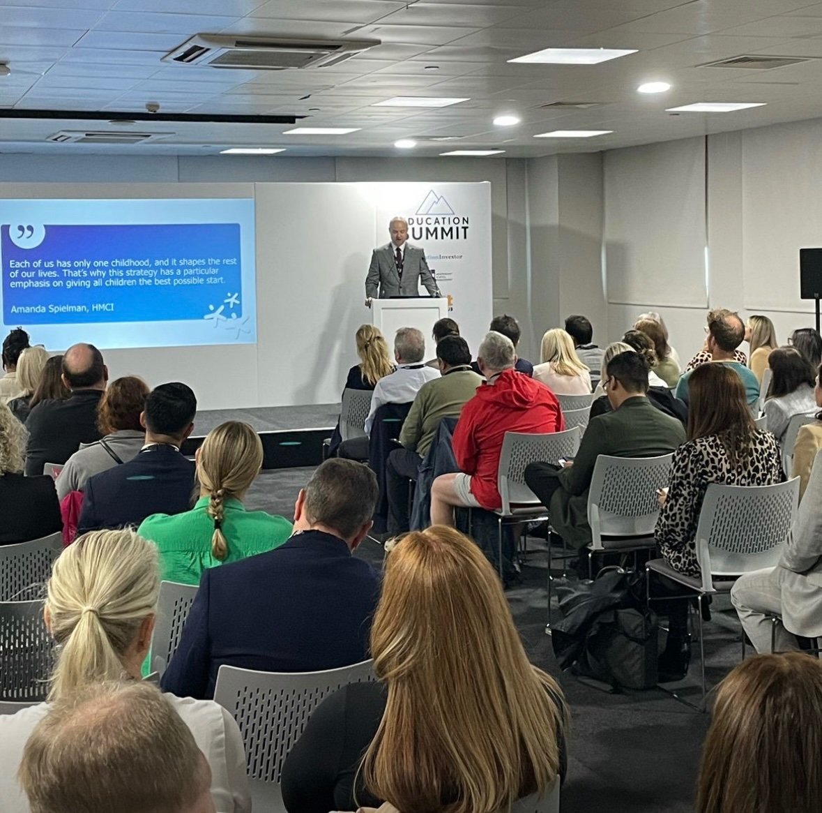 EduInvestor's tweet photo. Our first session is underway in the @NMTmagazine Owners Club Room with @LeeOwston from @Ofstednews discussing ‘What is Ofsted likely to focus on moving forward’ #EdSummit23 https://t.co/AHdB8Q0Cgp
