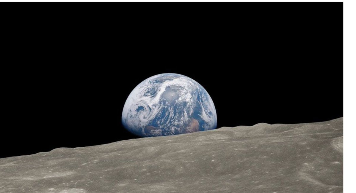 DeReklameStudio's tweet photo. @elonmusk I thought it was a normal picture at first. https://t.co/TDR7h2uJlv