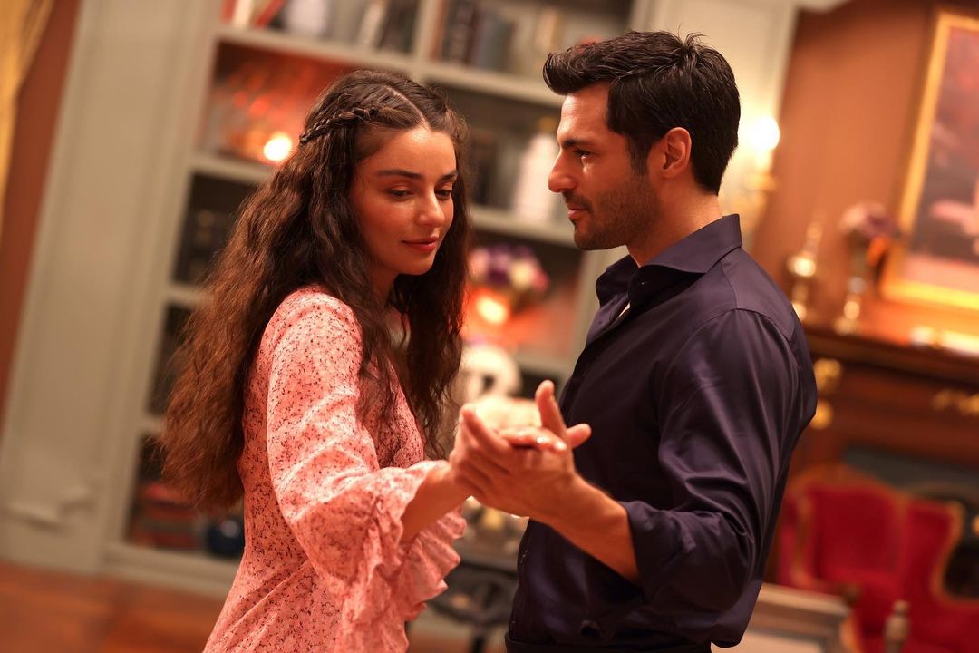 turkcats's tweet photo. Amanhã estreia #KaderBağlari
O mocinho rico que se apaixona pela filha do pescador
Química e beleza de milhões!!!!❤️🔥
Qual o shipper??? Alguém sabe???
#KerSev #SevRem #SevKer ??? https://t.co/X60o2fRwzP