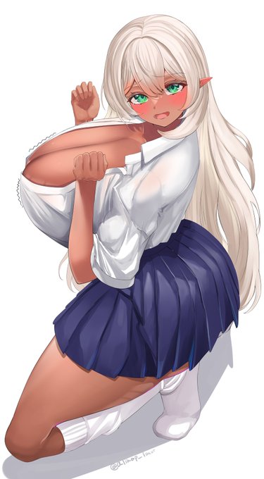 「抑えてないと弾けそうです・・・」 