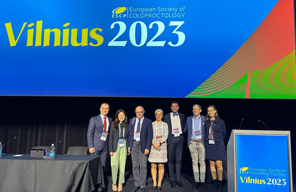 Sezai Leventoglu (@sezaileventoglu) on Twitter photo After the session "Complex Proctology"
Mia Kim 🇩🇪, Carlo Ratto 🇮🇹
Stefanie Devriendt 🇧🇪
Kevin Göttgens 🇳🇱
Yasuko Maeda 🇬🇧
Sezai Leventoğlu 🇹🇷
Gaetano Gallo 🇮🇹
<a href="/TKRCD_/">TKRCD</a> <a href="/escp_tweets/">European Society of Coloproctology</a> #SoMe4Surgery #ESCP2023 #Vilnius After the session "Complex Proctology"
Mia Kim 🇩🇪, Carlo Ratto 🇮🇹
Stefanie Devriendt 🇧🇪
Kevin Göttgens 🇳🇱
Yasuko Maeda 🇬🇧
Sezai Leventoğlu 🇹🇷
Gaetano Gallo 🇮🇹
<a href="/TKRCD_/">TKRCD</a> <a href="/escp_tweets/">European Society of Coloproctology</a> #SoMe4Surgery #ESCP2023 #Vilnius