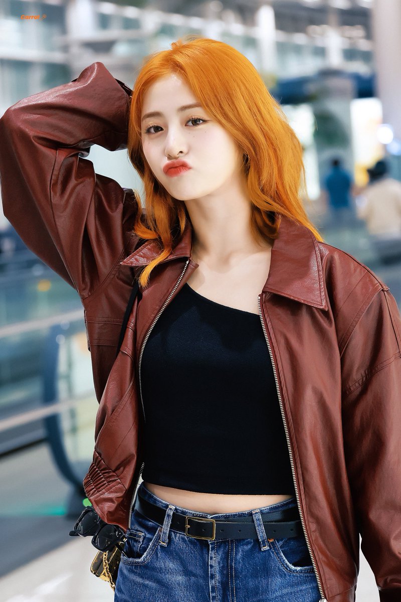 carrot_hyj's tweet photo. 230928 🧡👩🏻‍🦰

#르세라핌 #LE_SSERAFIM 
#허윤진 #HUHYUNJIN #윤진 https://t.co/0OUT3uDGwF