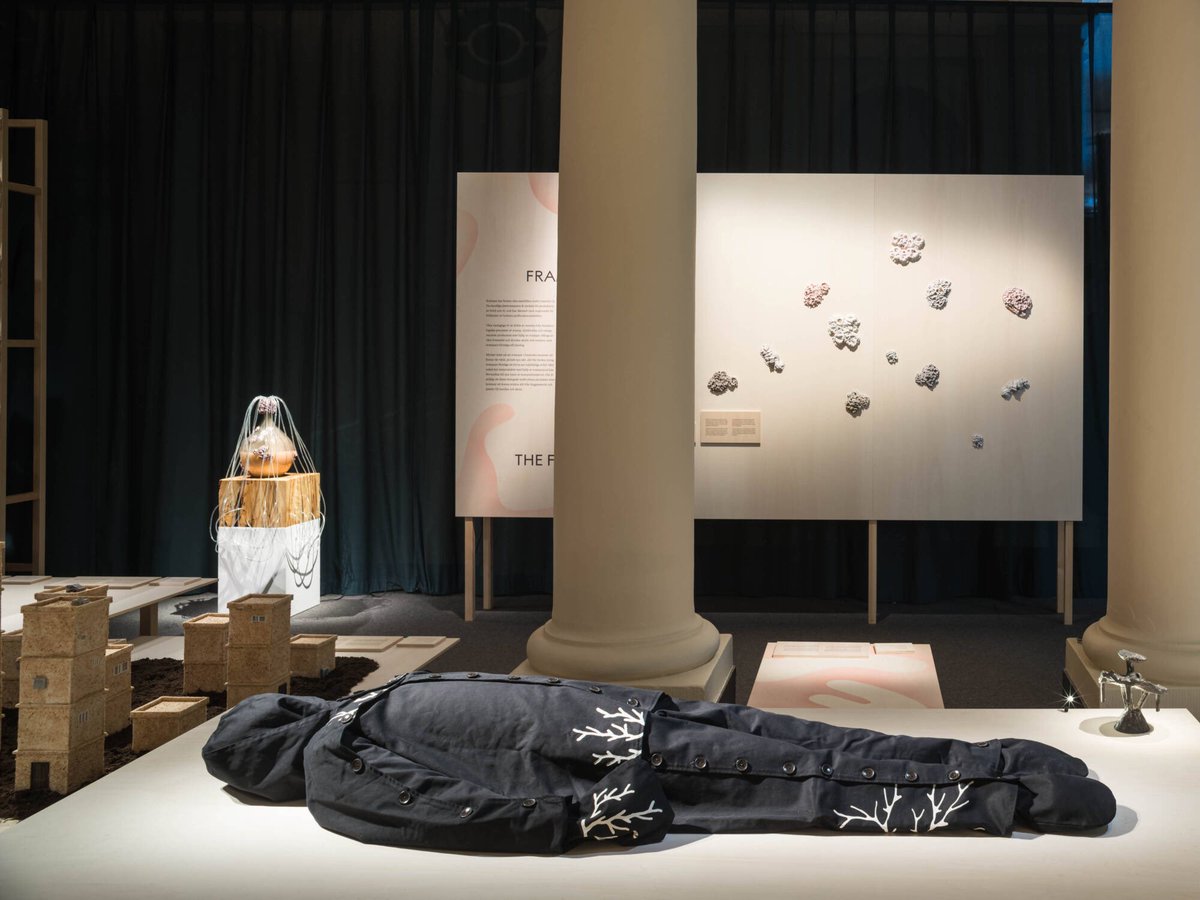 Very happy to be exhibiting 3 artworks from the “Fermenting Futures” series in the <a href="/NobelMuseum/">Nobel Prize Museum</a> exhibition Fungi - In Art and Science.

Fermenting Futures made jointly with <a href="/alexmayarts/">Alex May</a>, in collab with @dmattanovich at <a href="/BOKUvienna/">BOKU University</a> + <a href="/Sonja_Schachi/">Sonja Schachinger</a>. Photo: Jean-Baptiste Béranger