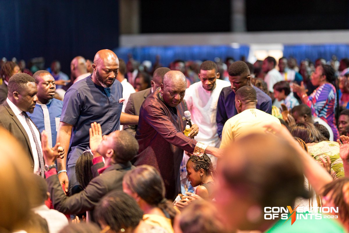RoyalHseChapel's tweet photo. #COS2023 Day 3 was a night filled with prayer, worship, praise and the Glory of our LORD.
Rev Steve Mensah delivered a sermon titled 'This goliath must fall' which touched our hearts and souls.

Join us for the Day 4, inside the Oil Dome!

#COS2023
#TheComingGlory https://t.co/ztcZq0P3R3