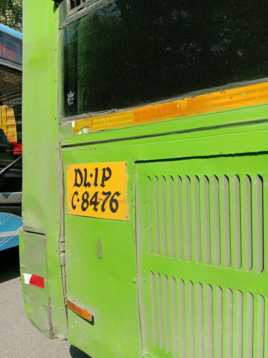 EktaUnion's tweet image. DTC की आयु 12 साल थी। 

DL1PC8476 डीटीसी की बस @ArvindKejriwal जी 13 साल 4 महीने के बाद कैसे चल रही है ❓ 

अगर सरकारी बसों का @kgahlot जी आपने समय बढ़ाया है तो प्राइवेट सीएनजी/पेट्रोल/डीजल वाहनों का भी समय बढ़ाओं।

हमारे वाहनों के साथ भेदभाव क्यों है ❓

@PMOIndia
@ashishkundra