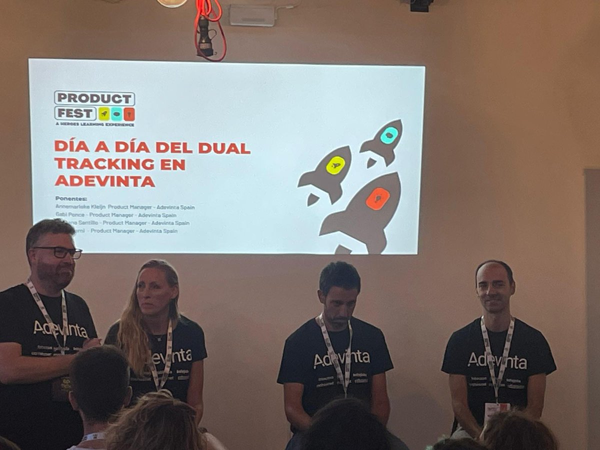 product_fest's tweet photo. Comenzamos con la primera sesión en una de las salas para hablar de #DualTracking. #AnneMariekeKeijn, @gabiponce, #GaetanoSantillo y @dukjb de @AdevintaSpain, nos hablan de aciertos y errores de trabajar Delivery y Discovery al mismo tiempo, desde la experiencia. #ProductFest23 https://t.co/1c4jdcAE8B