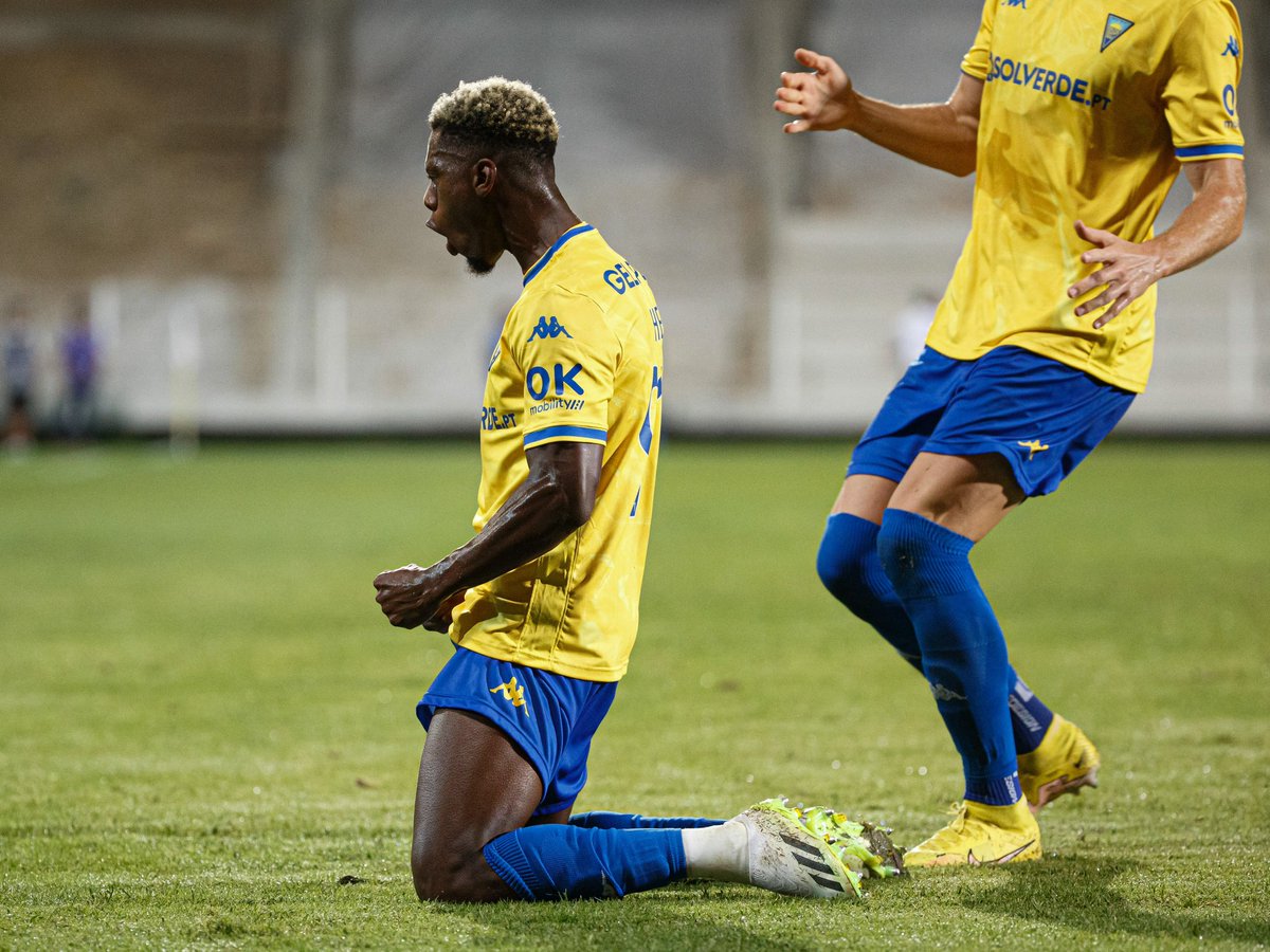 Que seja o primeiro de muitos 🟡🔵 #AllianzCup