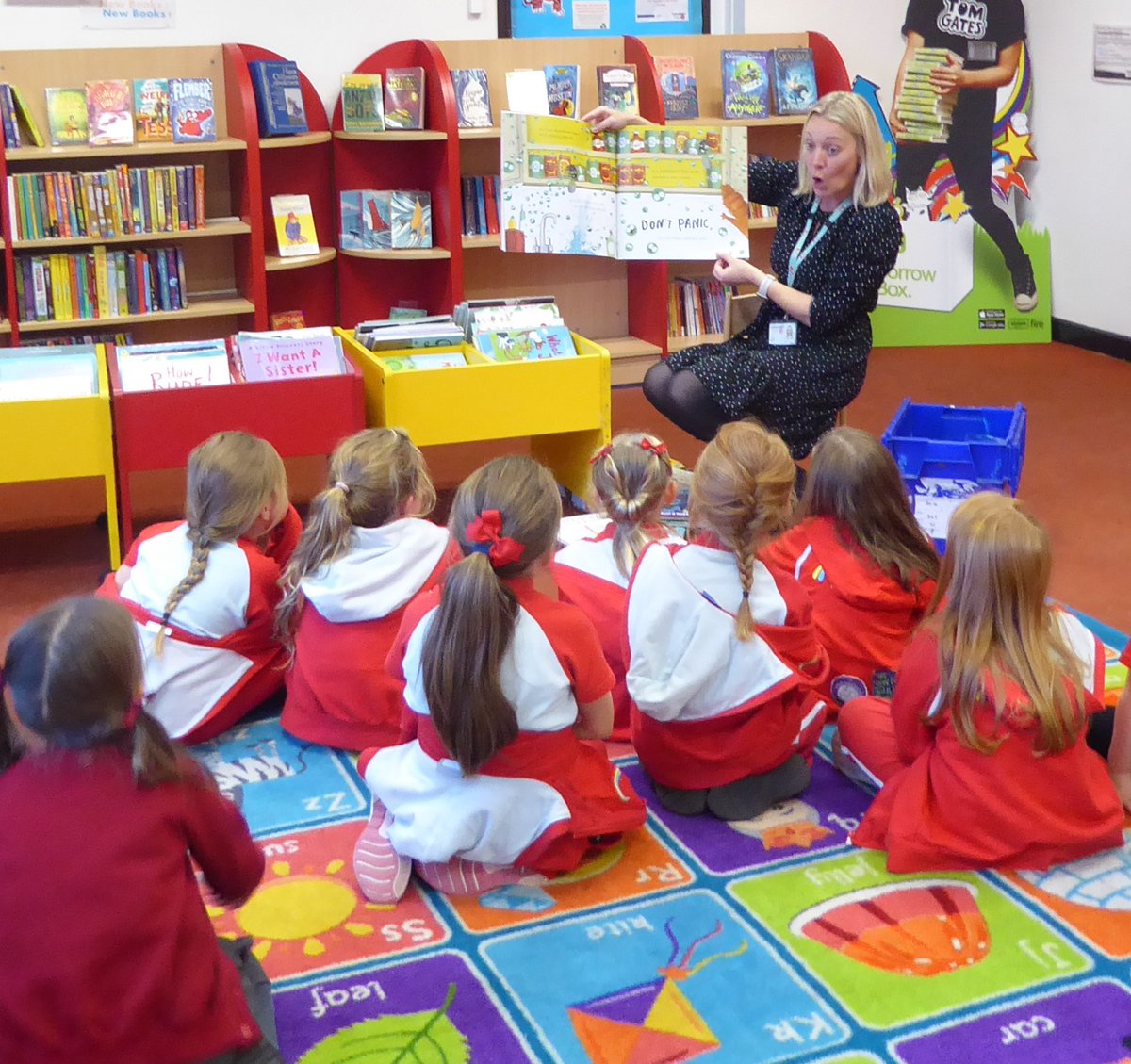 LancsLibraries's tweet photo. We absolutely loved having the Rainbows visit #CoppullLibrary and helping them achieve their Book Lover badge! https://t.co/L9fyksfcwx