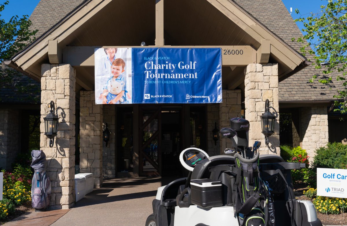 _ASerrano's tweet photo. Putting for a purpose ⛳

This week @Black_Veatch hosted our 25th #CharityGolf tournament to help @ChildrensMercy in the fight against childhood diseases. 👊

Thank you to all those who came out this year, and every year prior, to support the families in our community. 💙 https://t.co/eACUft0x4w