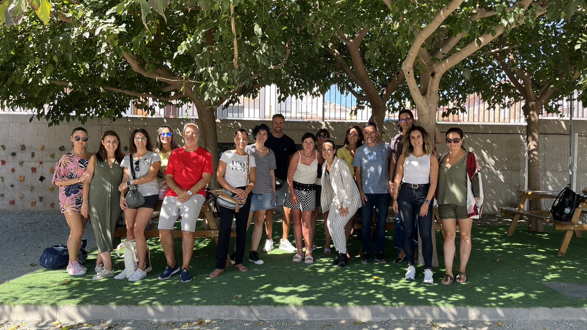 CEIP Ana Caicedo Richard tweet media