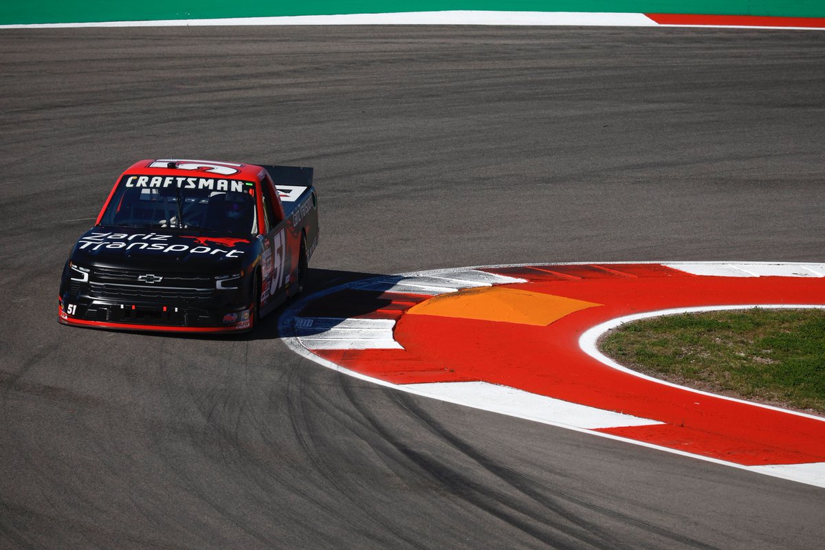 LeadLapCastWNML's tweet image. PODCAST: This week's edition of @SportsAnimal991's Lead Lap with @Sam_FormanWNML featured:

- @KBMteam selling to @SpireMotorsport
- Sammy Smith leaving @JoeGibbsRacing for @JRMotorsports
- Details on @NASCAR's 2024 schedule
- A Stweart-Hass Racing update

omny.fm/shows/the-lead…