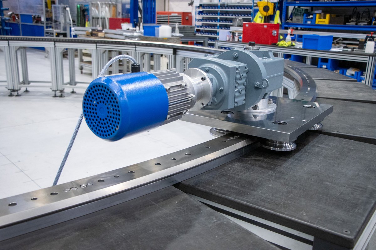 HepcoMotion's tweet image. Check out this huge HDRT rack driven ring assembly, suitable for high load, circular motion applications. Our large heavy duty segmented ring assemblies are available in literally unlimited diameters.

#tracksystem #curvedmotion #rotarymotion #circularmotion #HepcoMotion