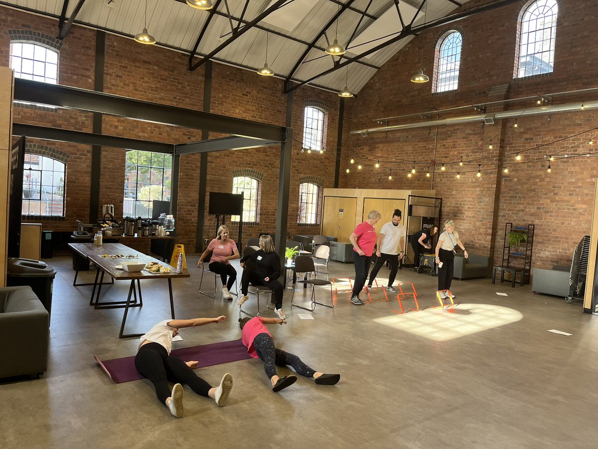 ParkinsonsENEx's tweet photo. Emma Bracher taking us through a functional high intensity class @ParkinsonsEN @ParkinsonsUK #ExerciseHub23 https://t.co/El5Kn2rvpK