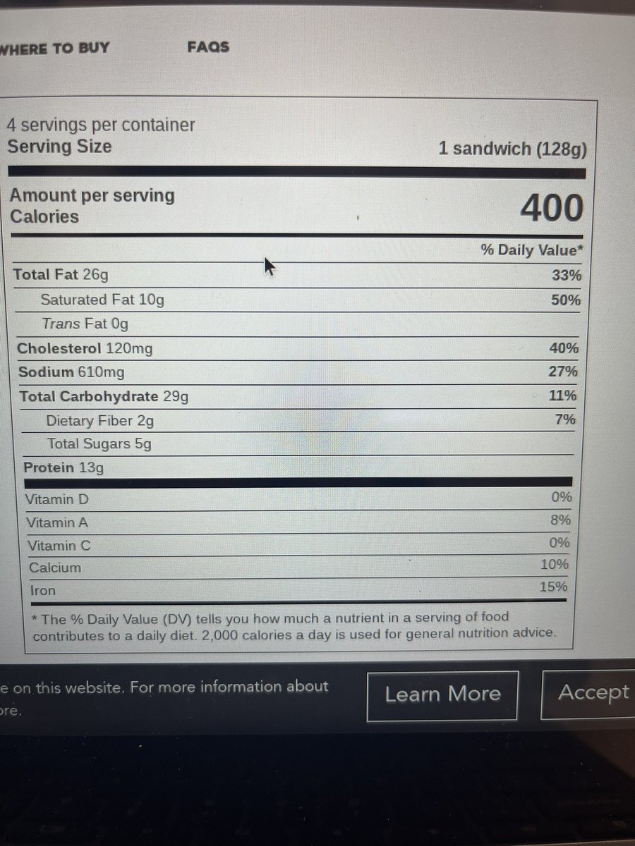 klauuuf's tweet photo. guys i just ate a sandwich with 400 calories and the macros on this is insane, should i make this an omad or burn the 400 calories? 😭 https://t.co/h7WQYYV1u4