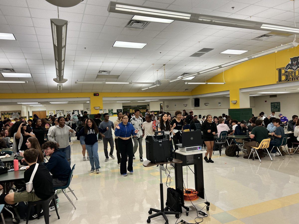 BrutonHS's tweet photo. Celebrating Hispanic Heritage Month today with a Zumbathon during lunches! 🎶 #hispanicheritagemonth #pantherpride @YCSD https://t.co/Bs5vQqBgl4