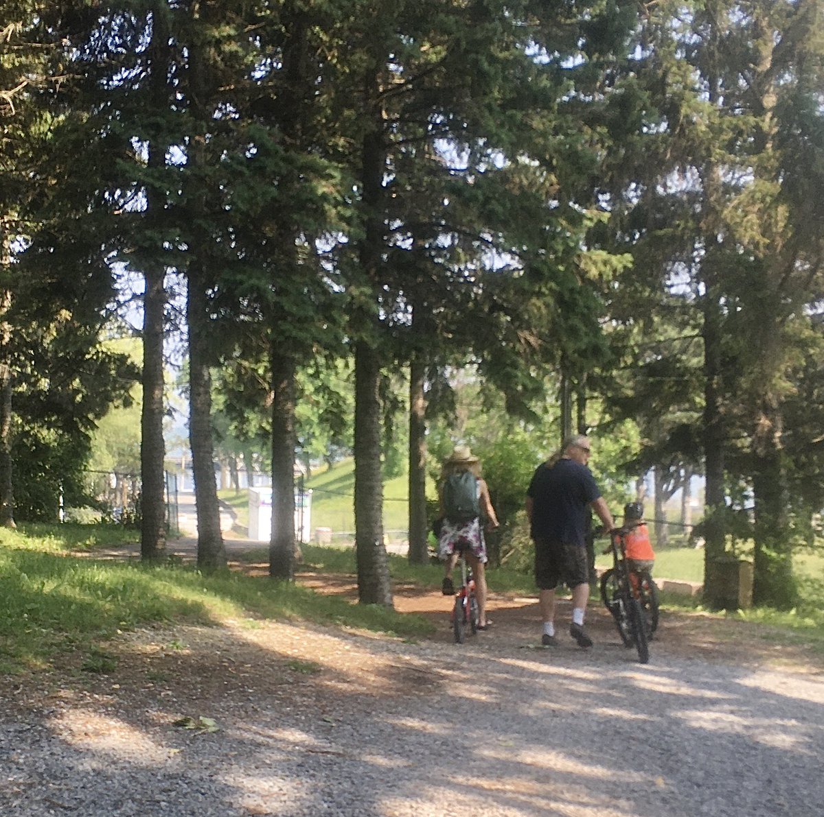 parkityparkdale's tweet image. Ontario Place West Island is already a fun place with lots to do for families &amp;amp; individuals year-round. It’s a park. It could use cafes, indoor spaces, and upgrades to existing structures. It’s the wrong place for a huge waterpark. Would cost taxpayers millions. Relocate the spa.