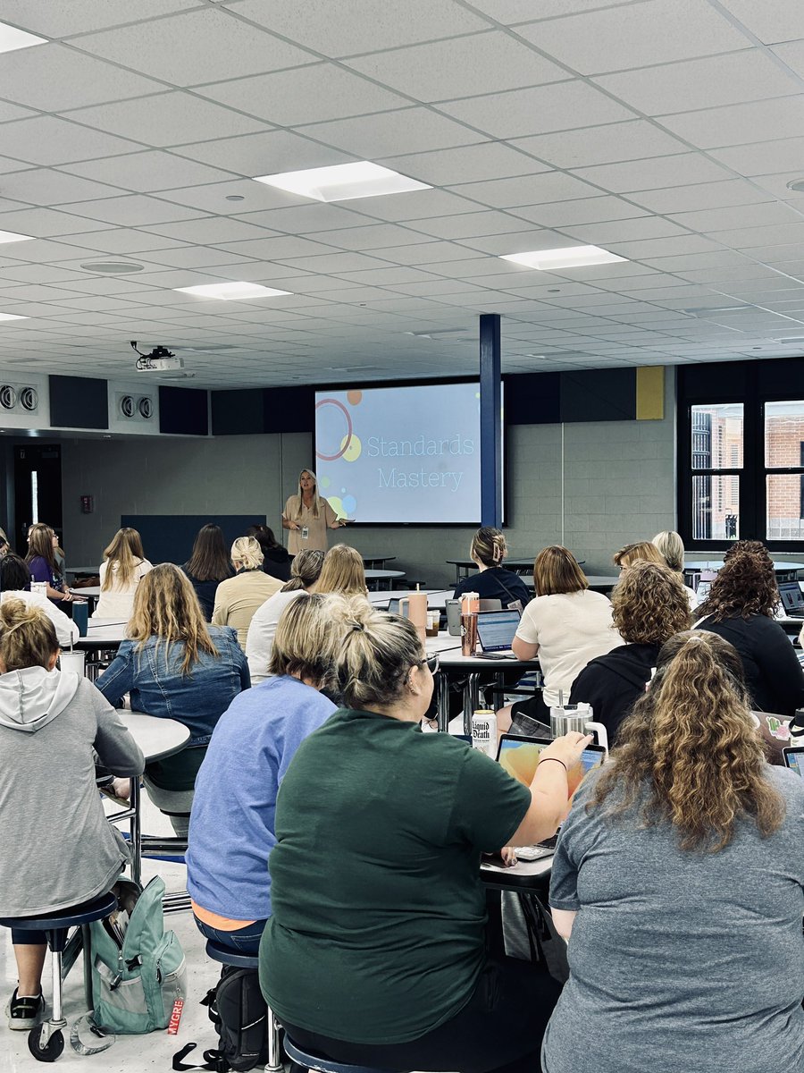Middle School ELA began their morning by discussing iReady data reports. Then, teachers got time to collaborate with their PLC teams on how to use that date to inform their instruction #WeAreWentzville #WSDlearns