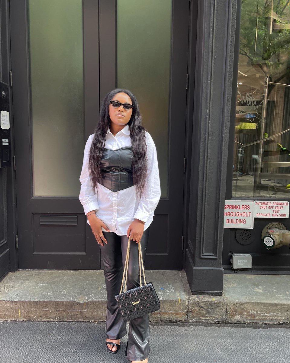 tataroyals's tweet photo. I don’t chase dream, I hunt goals 
.
.

. #fashionweek #minimaliststyle #newyorkfashiondesigner #pintrestgirl #effortlesslychic #styleinspo #feminineurge #newyorkfashion #newyorkfashionblogger #tataroyals #pinterestinspired #stylecreator #fashioncreator #tata #fashionmodel #fyp https://t.co/QRSso1QFwH