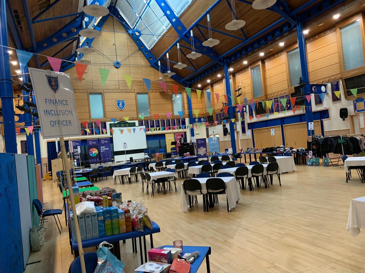 We have been working hard to get the Hall ready! Morgan Academy community day Saturday 10 to 12. Please come and join us for a cuppa, home baking, live music, things for the kids. Lots of items available for folk and families to take away! With our compliments 👍 🦌🙏🍩#community