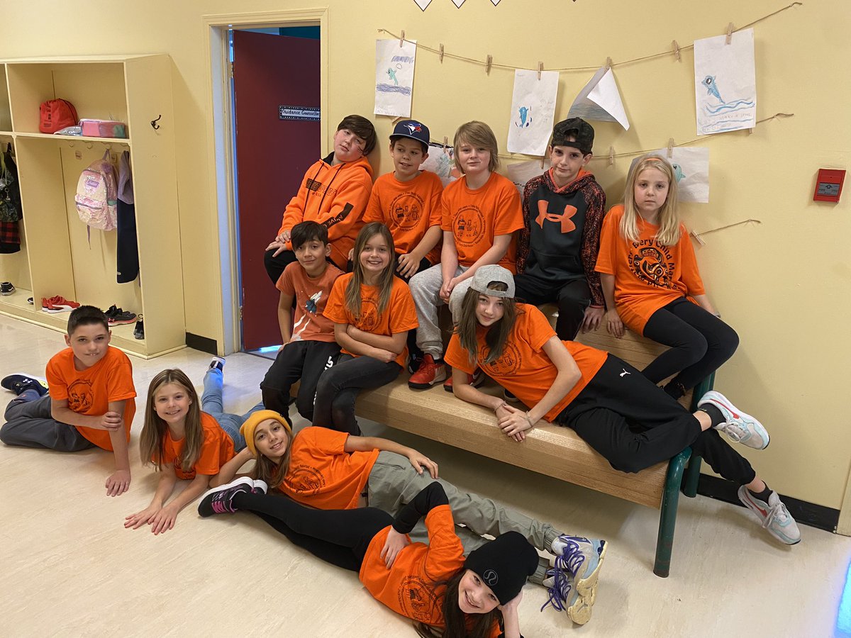 Meagan Perry tweet media