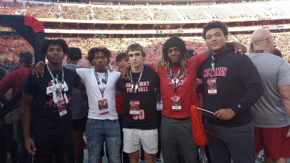 Elijah Rowe (@erowe547) on Twitter photo I had a great visit last week in Athens!! Thank you <a href="/KirbySmartUGA/">Coach Kirby Smart</a> and <a href="/DellMcGee/">Dell McGee</a> for the hospitality! I can’t wait to come back. <a href="/CavsRecruits/">Callaway Football</a> <a href="/RustyMansell_/">Rusty Mansell</a> <a href="/RecruitGeorgia/">Recruit Georgia</a> #GoDawgs I had a great visit last week in Athens!! Thank you <a href="/KirbySmartUGA/">Coach Kirby Smart</a> and <a href="/DellMcGee/">Dell McGee</a> for the hospitality! I can’t wait to come back. <a href="/CavsRecruits/">Callaway Football</a> <a href="/RustyMansell_/">Rusty Mansell</a> <a href="/RecruitGeorgia/">Recruit Georgia</a> #GoDawgs