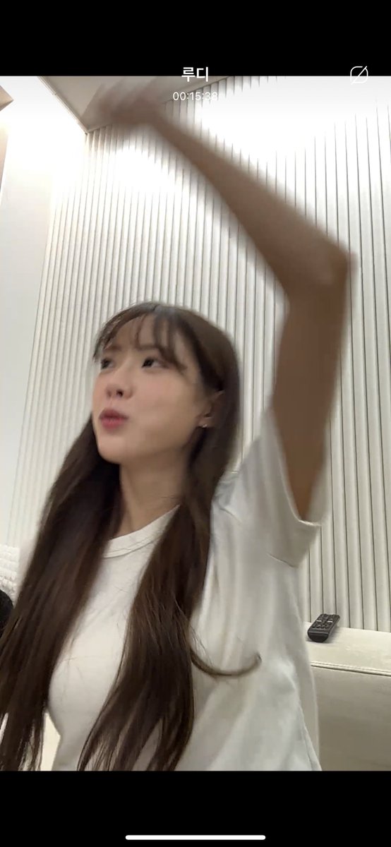 “친구가 없네~~^^”

ㅋㅋㅋㅋㅋㅋㅋㅋㅋㅋㅋㅋㅋㅋㅋ

#루다 #우주소녀