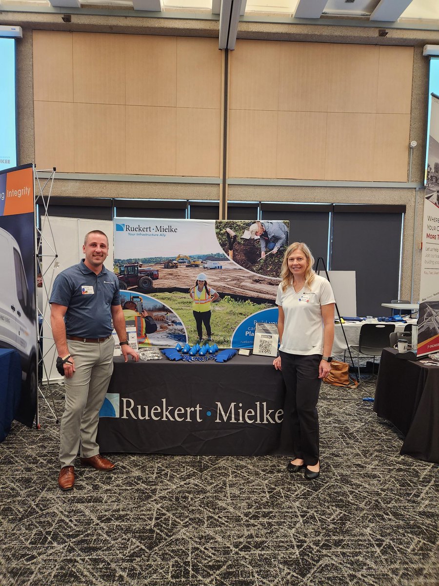 RuekertMielke's tweet photo. Pete and Shari are at the UW-Milwaukee Career Fair until 2pm today! Come say hi and learn about the great opportunities R/M has to offer young professionals. #MakeCommunityPossible #EngineerforTomorrow https://t.co/cGcGwWqxE2