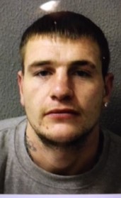 MISSING PERSON Police are appealing for help in locating 31y/o Joe, who is a High Risk Missing Person from #N17 #Tottenham. Please call 999 and quote ref: 23MIS033100 if seen