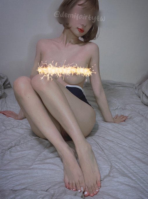 月餅節快樂🥮喵嗚₍ᐢ..ᐢ₎ https://t.co/a8w62HBkwY