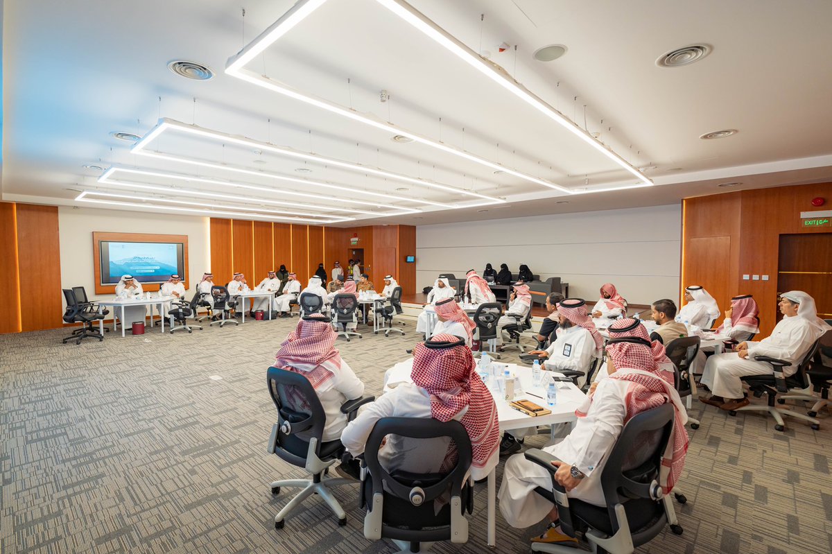 kkueduksa's tweet photo. #جامعة_الملك_خالد و"الأرصاد" تنظمان ورشة "تحديثات النظام الآلي للإنذار المبكر"..

التفاصيل: https://t.co/UuBOneKWNI

@NCMKSA https://t.co/bljIyqsBIE