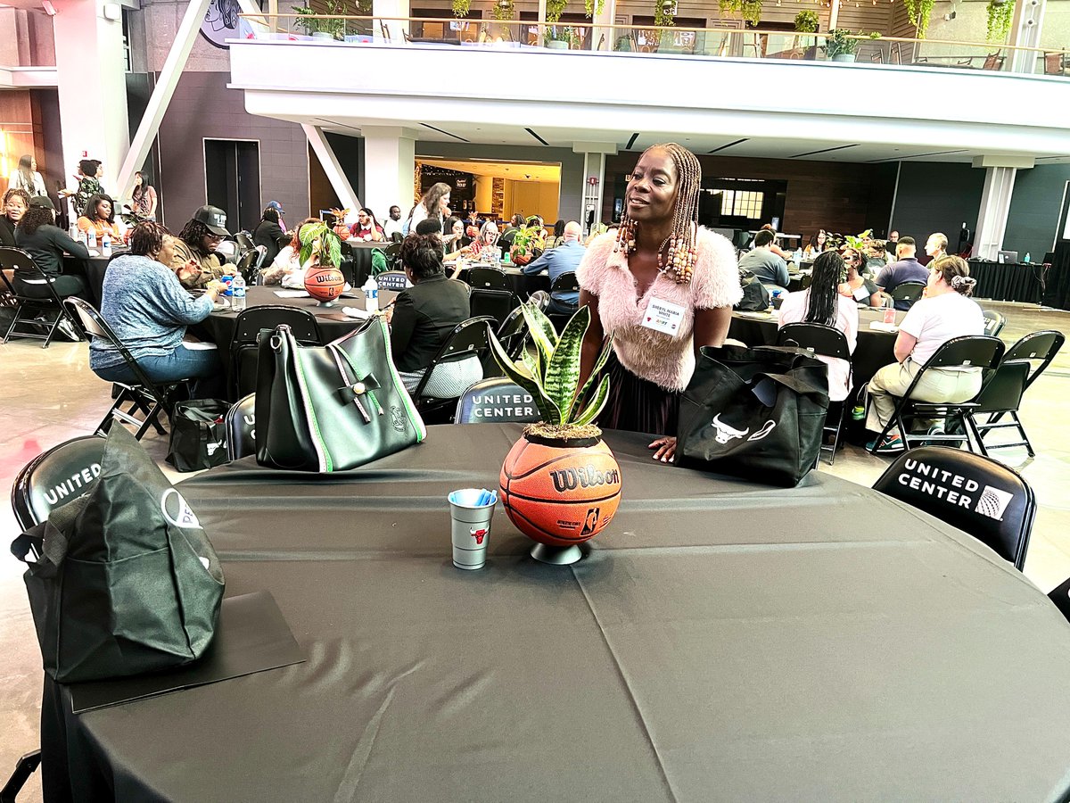 🚀 Exciting News: Pink Lemons is LEVELING UP! 🚀

Thrilled to announce our participation in PROJECT ELEVATE, a nonprofit capacity-building program with <a href="/AMPTChicago/">AMPT: Advancing Nonprofits</a>, <a href="/bullscommunity/">Bulls Community</a>, and <a href="/pepsico/">PepsiCo</a>. We're sharpening our skills to empower youth! #YouthEmpowerment #ProjectElevate