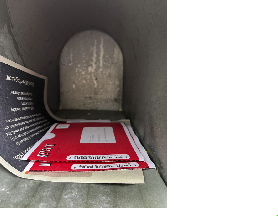 charleslivefree's tweet photo. End of the @dvdnetflix tunnel. Thanks for over 3,600 films and 23 years. Please save the review database and send it to the Library of Congress! It will be of great historical interest in 100+ years, to hear our voices and what we thought about our films. #GetThroughMyQueue https://t.co/ZAy8yS4W87